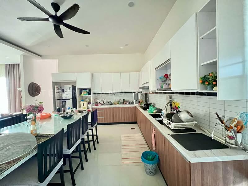 Bungalow for Sale in Taman Semarak (Kuala Nerus) - Ariff . - Kitchen - PropertyGuru.com.my