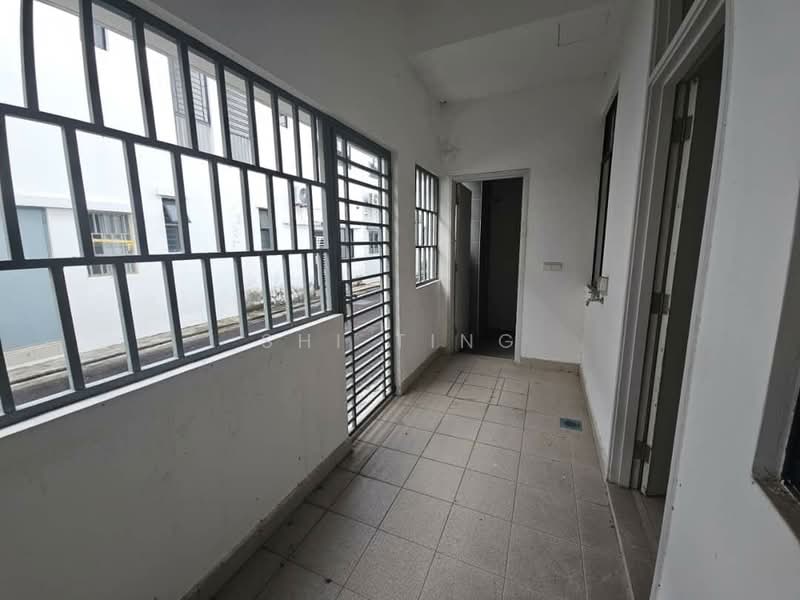 2-storey Terraced House for Sale in Taman Bestari Perdana (Pasir Gudang) - Shi Ting - Corridor - PropertyGuru.com.my