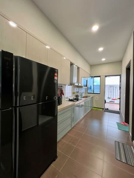Semi-Detached House for Sale in Bukit Indah (Iskandar Puteri (Nusajaya)) - Ee Fong Toh - Kitchen - PropertyGuru.com.my