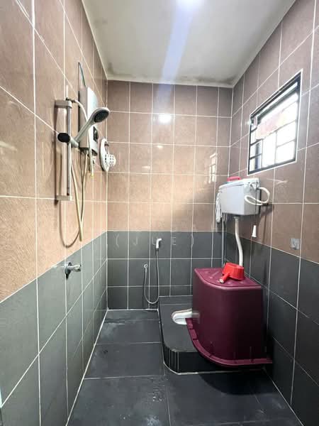 Taman Sri Nanding untuk Untuk Dijual - RM 350,000, Mac 2026 - Bathroom - PropertyGuru.com.my
