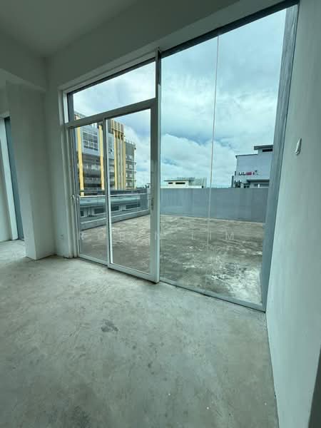 Shop for Rent in Permas Jaya (Johor) - Robin Lim - Interior - PropertyGuru.com.my