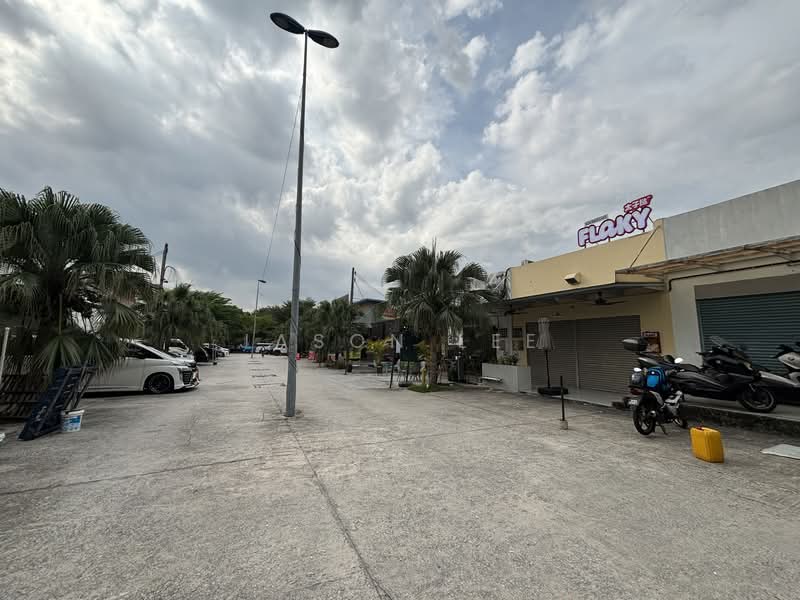Shop for Rent in Ara Damansara (Selangor) - Jason Lee - Exterior - PropertyGuru.com.my
