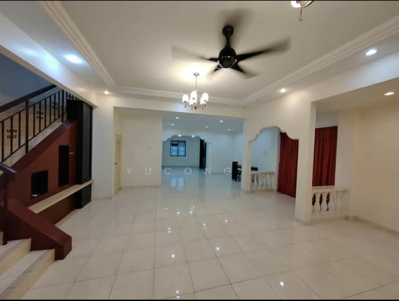 2-storey Terraced House for Sale in Austin Perdana (Tebrau) - Yucong . - Living Room - PropertyGuru.com.my