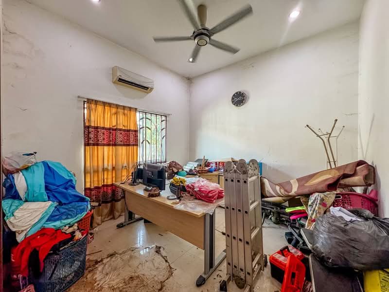 Taman Impiana Villa Nilai untuk Untuk Dijual - RM 499,000, Feb 2026 - Study - PropertyGuru.com.my