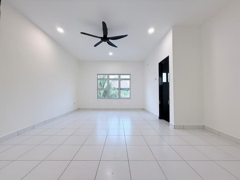 2-storey Terraced House for Sale in Nusantara Prima (Gelang Patah) - Ee Fong Toh - Living Room - PropertyGuru.com.my