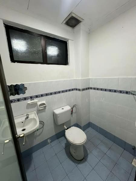 Skudai Villa untuk Untuk Dijual - RM 330,000, Mac 2026 - Bathroom - PropertyGuru.com.my
