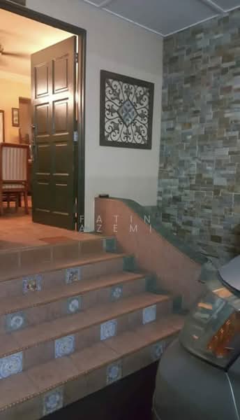 Bungalow for Sale in Kampung Sungai Penchala (Sungai Penchala) - Fatin Azemi - Entrance - PropertyGuru.com.my