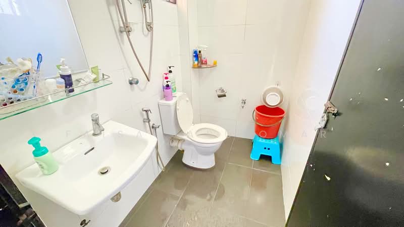 Apartment for Sale at Pangsapuri Carlina - Faisal Abu Omar - Bathroom - PropertyGuru.com.my
