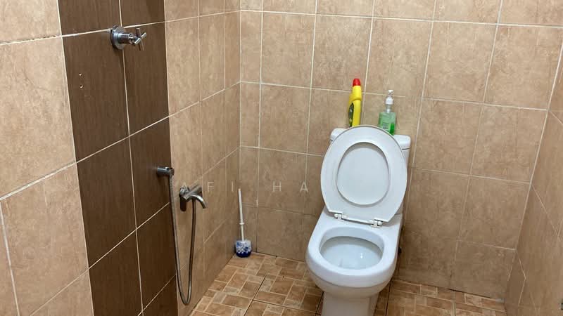 2-storey Terraced House for Sale in Taman Puncak Jalil (Seri Kembangan) - Afi Haqq - Bathroom - PropertyGuru.com.my