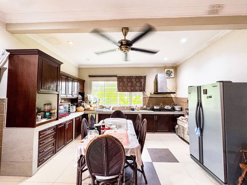 Bungalow for Sale in Seksyen U10 (Shah Alam) - Izzah Alias - PropertyGuru.com.my