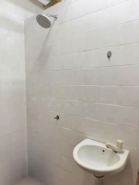 Putra Ria untuk Untuk Dijual - RM 270,000, Feb 2026 - Bathroom - PropertyGuru.com.my