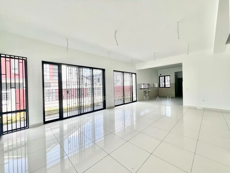 2-storey Terraced House for Sale in Elmina (Shah Alam) - Syakir Adman - Living Room - PropertyGuru.com.my
