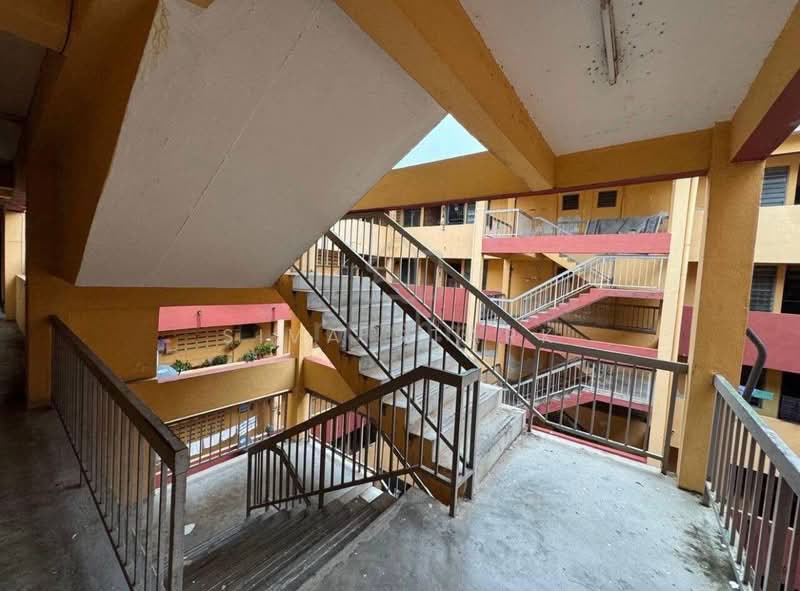 Flat for Sale at Flat Temenggong - Siva Stark - Exterior - PropertyGuru.com.my