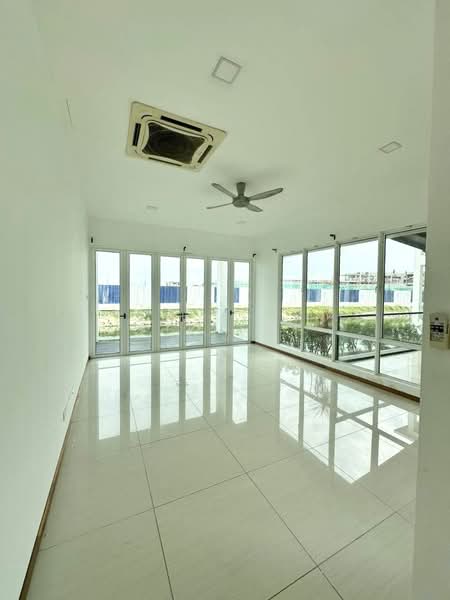 Bungalow for Sale in Senibong (Permas Jaya) - Yik Tat - Living Room - PropertyGuru.com.my