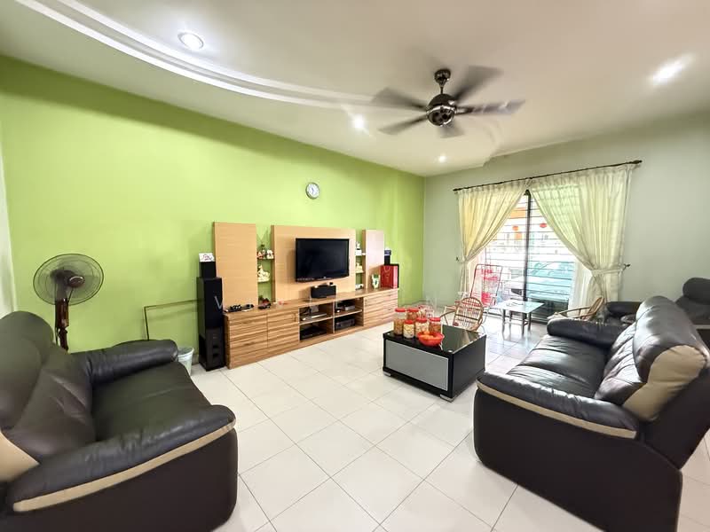 2-storey Terraced House for Sale in Bandar Seri Botani (Simpang Pulai) - Vivien Ng - Living Room - PropertyGuru.com.my