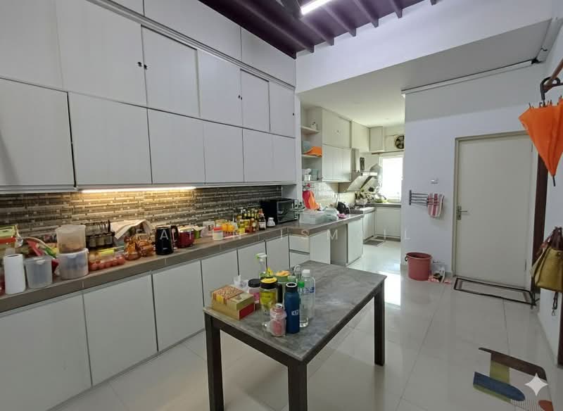 1.5-storey Terraced House for Sale in Taman Tun Dr Ismail (Kuala Lumpur) - Fatin Ismail - Kitchen - PropertyGuru.com.my