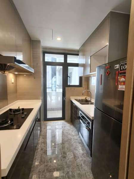 Condominium for Rent at R&F Princess Cove Phase 2-Seine Region - Pink Ng - Kitchen - PropertyGuru.com.my