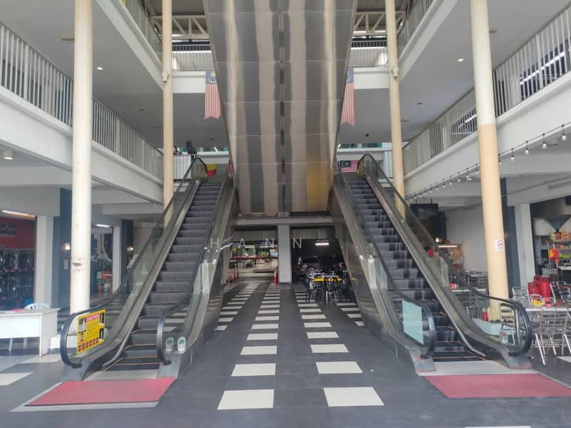 Service Residence for Sale at 3 Elements - Hann . - Entrance - PropertyGuru.com.my