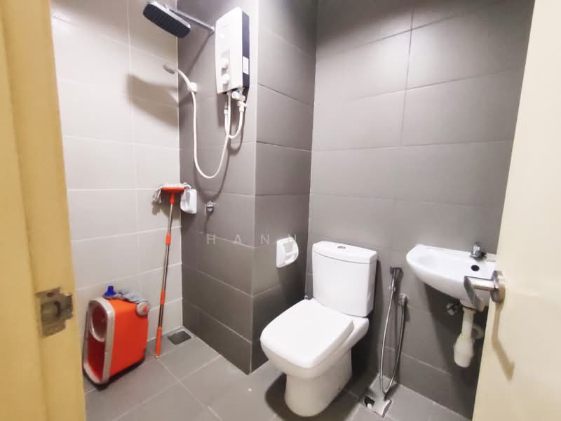 Servis Apartment untuk Dijual di 3 Elements - Hann . - Bathroom - PropertyGuru.com.my