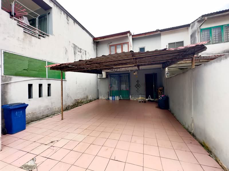 Facing Open Double Storey Terrace Taman Bukit Kemuning untuk Untuk Dijual - RM 350,000, Feb 2026 - Exterior - PropertyGuru.com.my