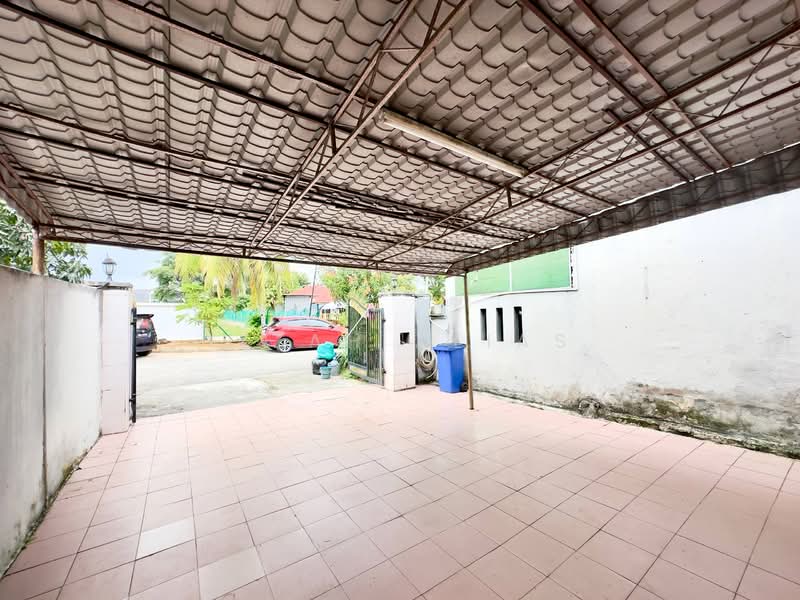 Facing Open Double Storey Terrace Taman Bukit Kemuning untuk Untuk Dijual - RM 350,000, Feb 2026 - Exterior - PropertyGuru.com.my