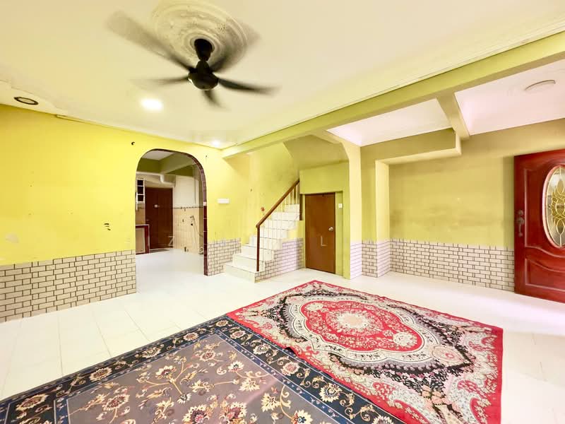 Facing Open Double Storey Terrace Taman Bukit Kemuning untuk Untuk Dijual - RM 350,000, Feb 2026 - PropertyGuru.com.my