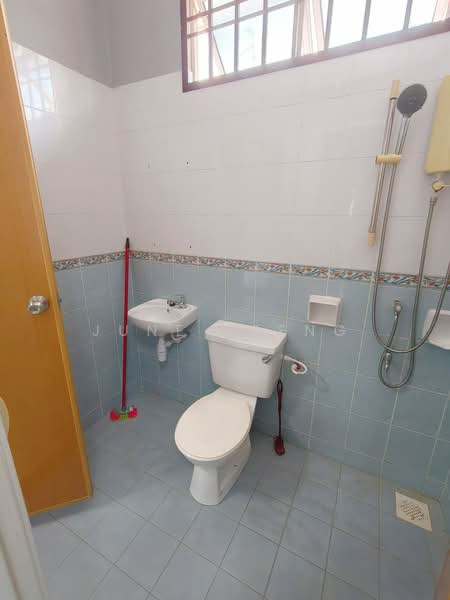2-storey Terraced House for Rent in Taman Daya (Johor Bahru) - June Tseng - Bathroom - PropertyGuru.com.my