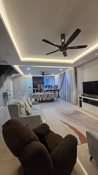 Dahlia, Encorp Cahaya Alam untuk Untuk Disewa - RM 3,100 /bulan, Feb 2026 - Living Room - PropertyGuru.com.my