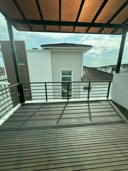 Bungalow for Sale in Senibong Cove (Masai) - Han Yong Ang - Balcony - PropertyGuru.com.my