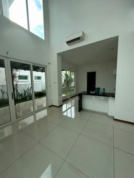 Bungalow for Sale in Senibong Cove (Masai) - Han Yong Ang - Living Room - PropertyGuru.com.my