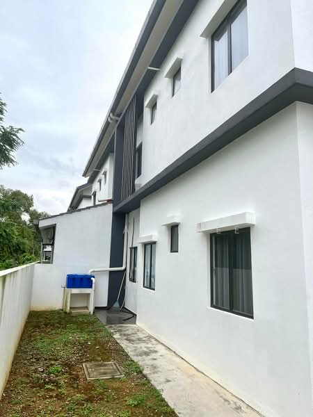 Semi-Detached House for Rent in Dengkil (Selangor) - Kyra Afnee - Exterior - PropertyGuru.com.my