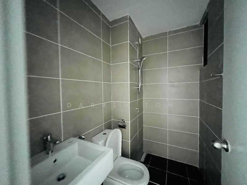 Service Residence for Sale at Serviced Residence @ The Louvre @ Country Heights - Darren Toh - Bathroom - PropertyGuru.com.my