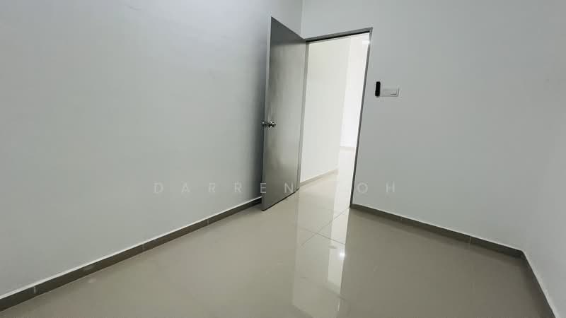 Service Residence for Sale at Serviced Residence @ The Louvre @ Country Heights - Darren Toh - Interior - PropertyGuru.com.my