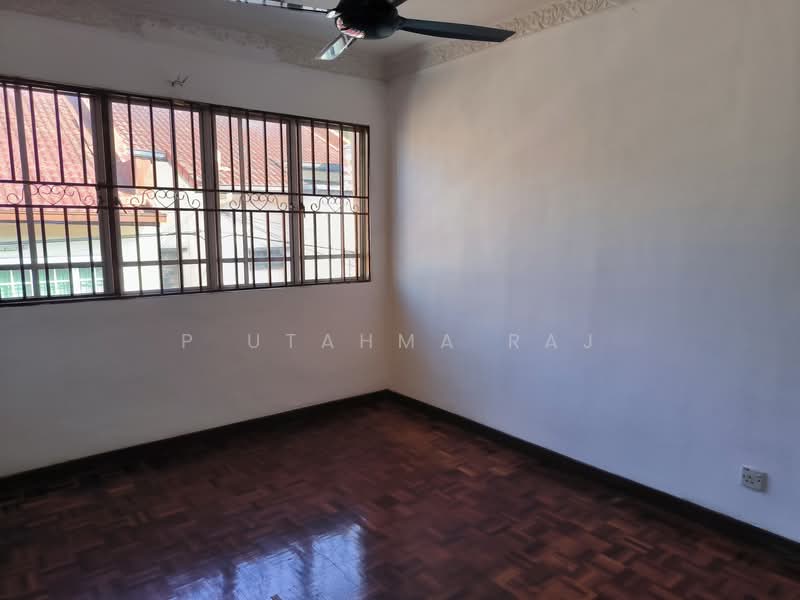 2-storey Terraced House for Sale in Putra Heights (Subang Jaya) - P Utahma Raj - Interior - PropertyGuru.com.my