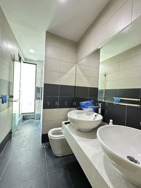 Twin Villa for Sale in Gelugor (Penang) - Jacyntha Lee - Bathroom - PropertyGuru.com.my