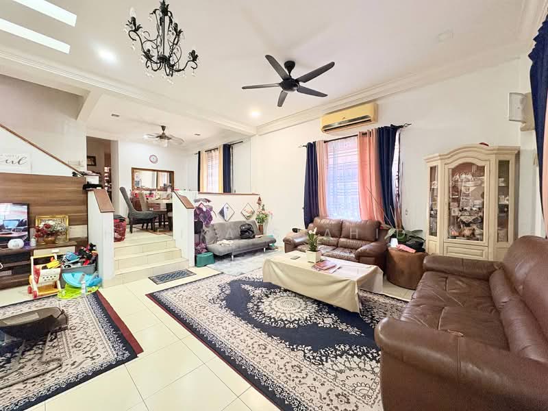 Seksyen U10 untuk Untuk Dijual - RM 650,000, Apr 2026 - Living Room - PropertyGuru.com.my