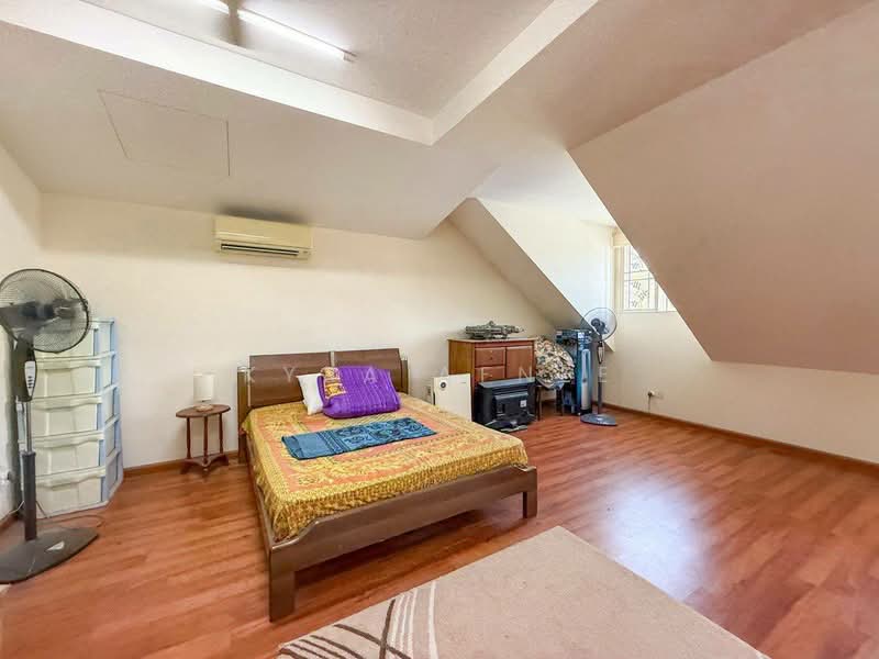 For Sale - 2.5 Storey Semi-D Presint 18, Putrajaya untuk Untuk Dijual - RM 2,000,000, Mac 2026 - Bedroom - PropertyGuru.com.my