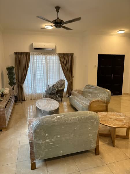 Semi-Detached House for Sale in Bandar Putra Permai (Seri Kembangan) - Arnica Low - PropertyGuru.com.my