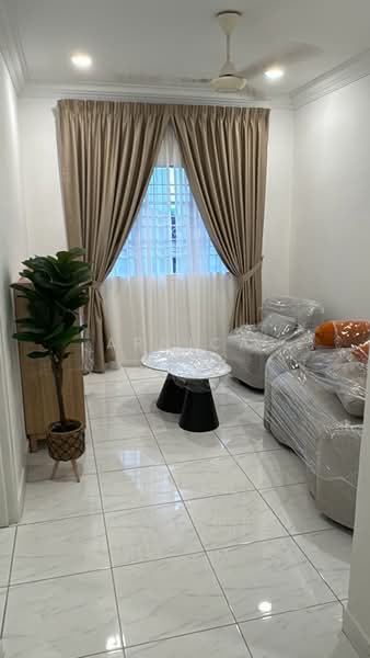 Semi-Detached House for Sale in Bandar Putra Permai (Seri Kembangan) - Arnica Low - PropertyGuru.com.my