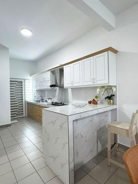 2-storey Terraced House for Rent in Dengkil (Selangor) - Maznee Realtor - Kitchen - PropertyGuru.com.my