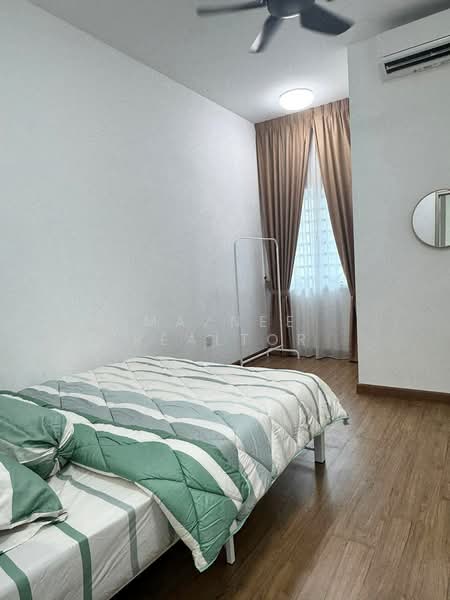 2-storey Terraced House for Rent in Dengkil (Selangor) - Maznee Realtor - Bedroom - PropertyGuru.com.my