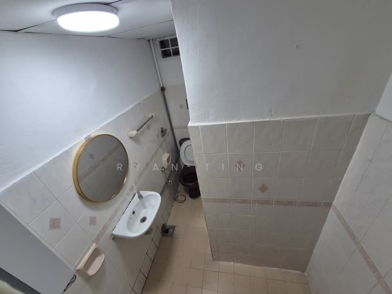 Condominium for Rent at Vista Komanwel C - Ryan Ting - Bathroom - PropertyGuru.com.my