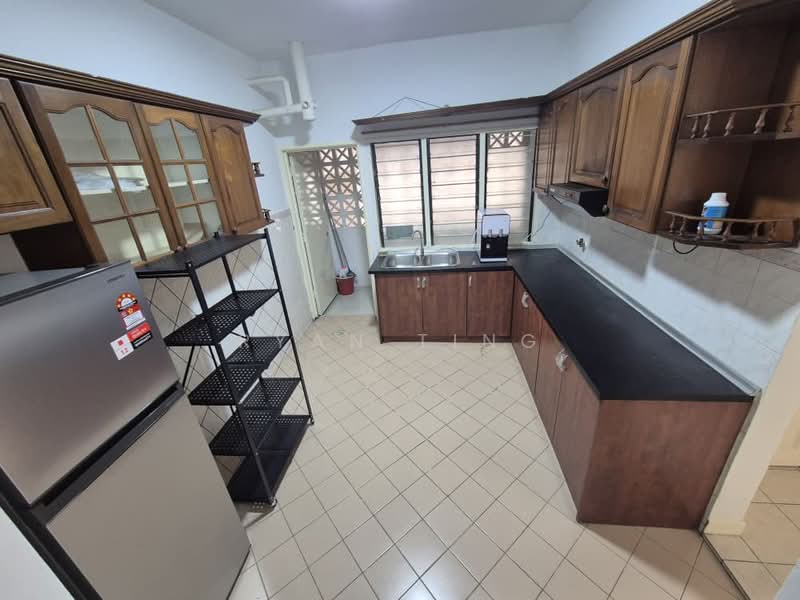 Condominium for Rent at Vista Komanwel C - Ryan Ting - Kitchen - PropertyGuru.com.my