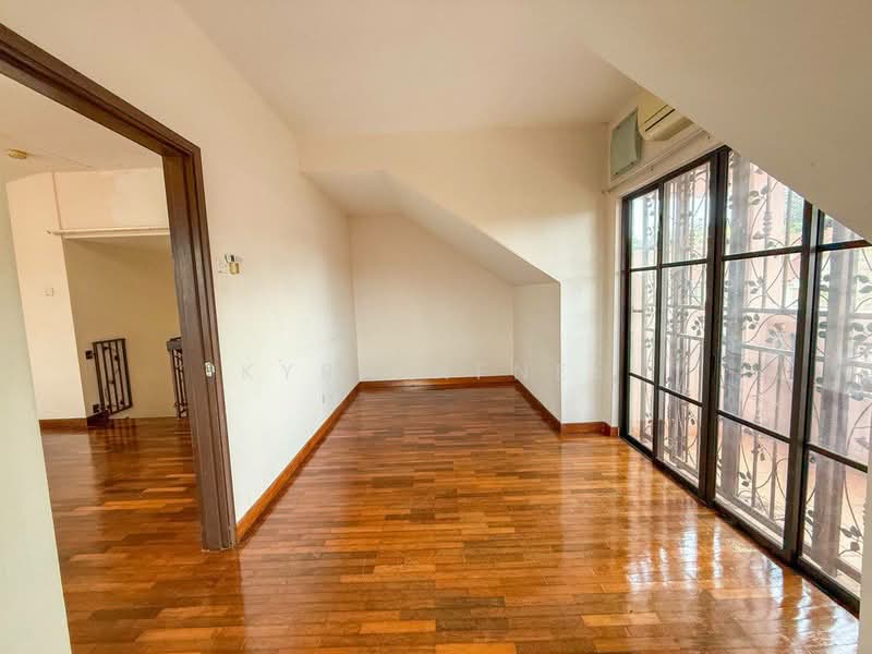 For Sale - Corner Lot 2.5 Storey Superlink Presint 16, Putrajaya untuk Untuk Dijual - RM 1,290,000, Mac 2026 - Interior - PropertyGuru.com.my