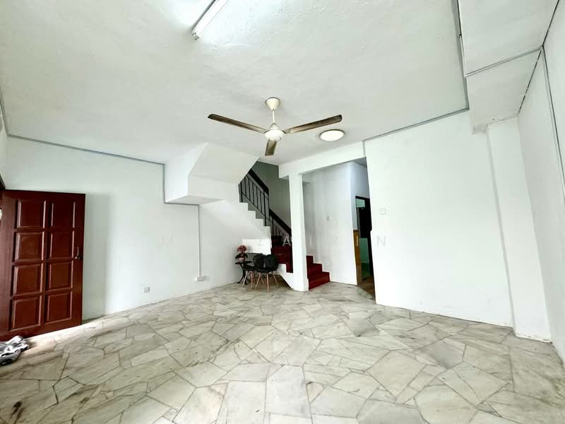Taman Pandan Mewah untuk Untuk Dijual - RM 650,000, Feb 2026 - Living Room - PropertyGuru.com.my