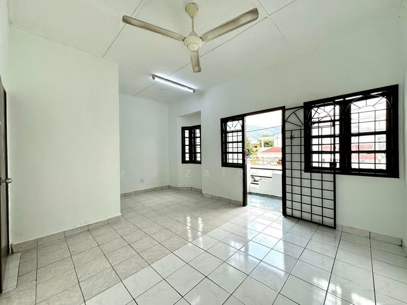 Taman Pandan Mewah untuk Untuk Dijual - RM 650,000, Feb 2026 - Living Room - PropertyGuru.com.my