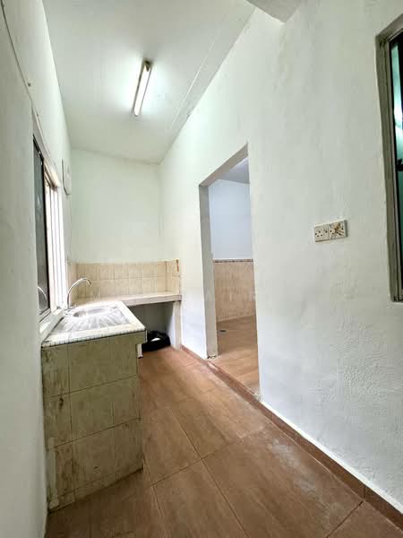 Taman Pandan Mewah untuk Untuk Dijual - RM 650,000, Feb 2026 - Kitchen - PropertyGuru.com.my