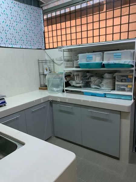 2-storey Terraced House for Sale in Balakong (Selangor) - Terry Yee - Kitchen - PropertyGuru.com.my