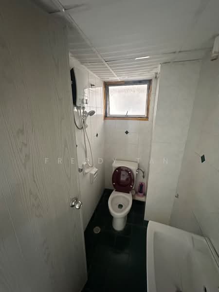 Condominium for Rent at N-Park Condominium - Freddy Tan - Bathroom - PropertyGuru.com.my