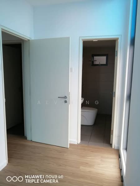 Lakefront Residence untuk Untuk Dijual - RM 598,000, Apr 2026 - Bathroom - PropertyGuru.com.my
